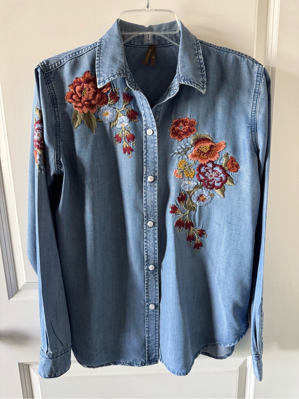 Stetson Ladies Denim Button Front Collared Blouse